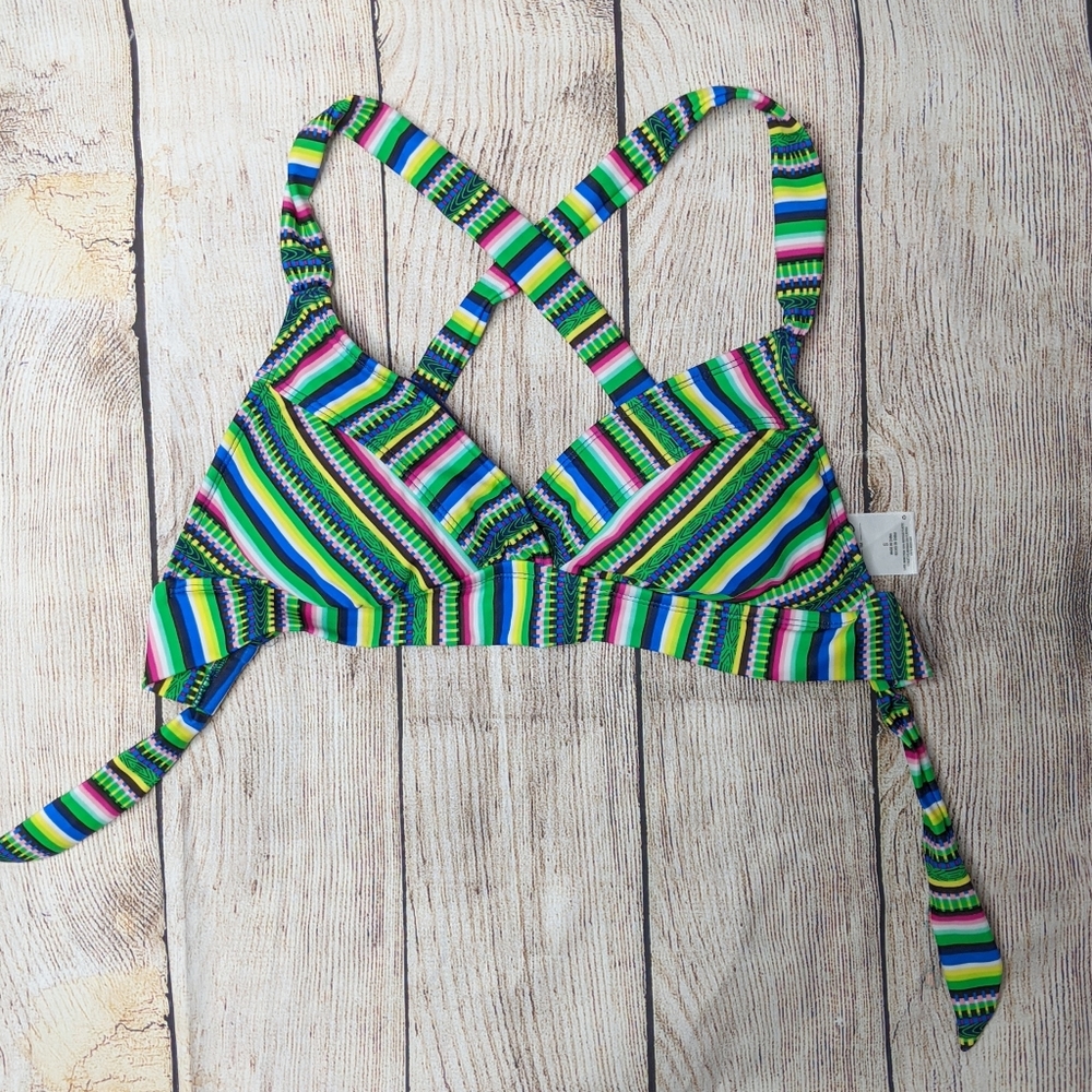 🎉3 for 15 NWOT Mossimo bikini top